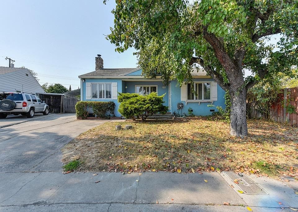 1st image of 1028 Olivera Way