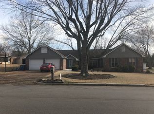 114 Harvest Dr, Florence, AL 35633