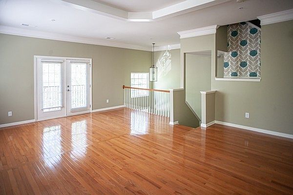 1st image of 218 Napa Valley Way