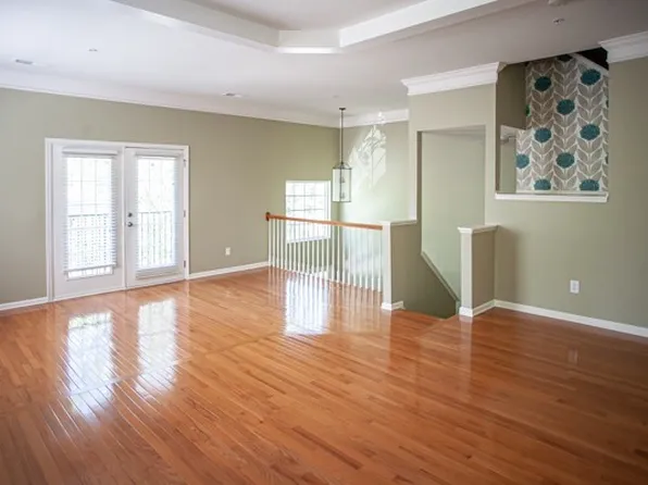 218 Napa Valley Way, Chapel Hill, NC 27516