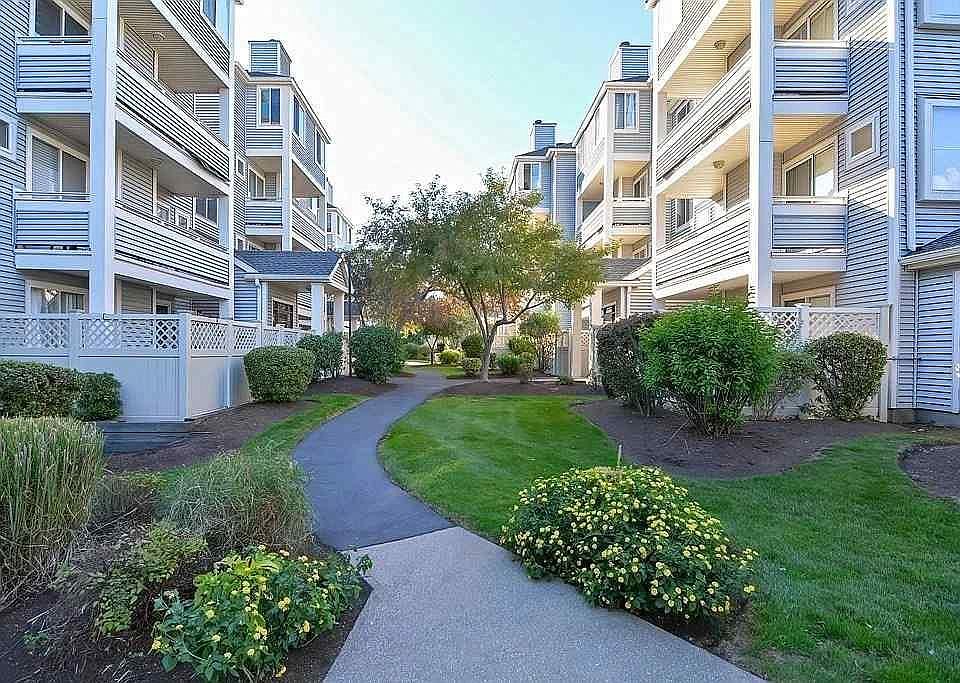 1st image of 200 Falls Blvd #107