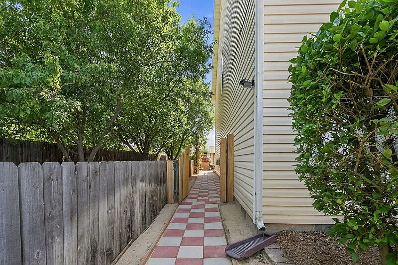 3 bed, 2.0 bath, $2,495 — Photo 3