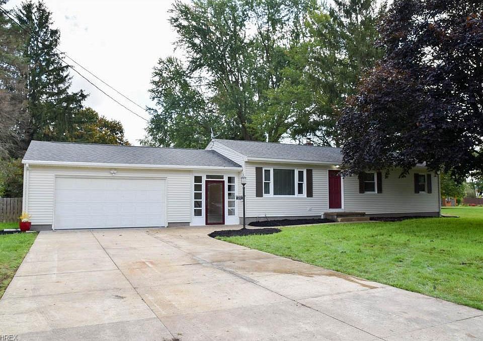 1st image of 1272 Woodbriar Dr