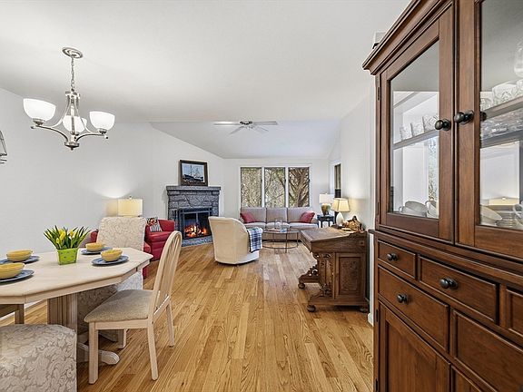 4th image of 33 Quarry Ridge Ln #33