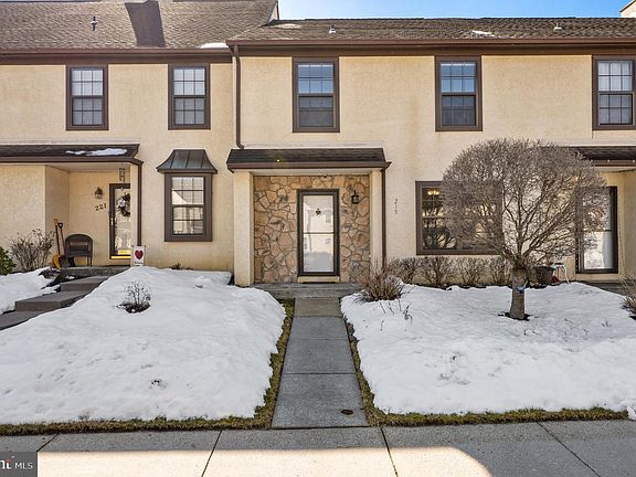 2nd image of 219 Allens Ln