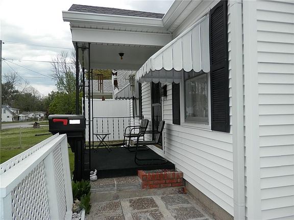 3rd image of 5707 Hardegan St