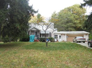 176 W Pontaluna Rd, Norton Shores, MI 49444