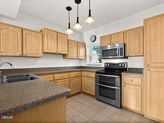 4th image of 3753 Cardinal Blvd APT 2