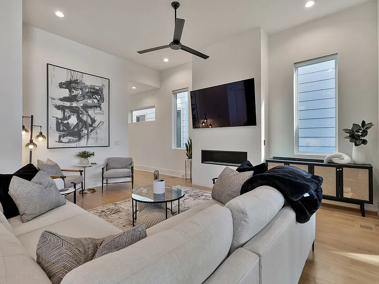 4107 Kimbark Dr — Photo 17
