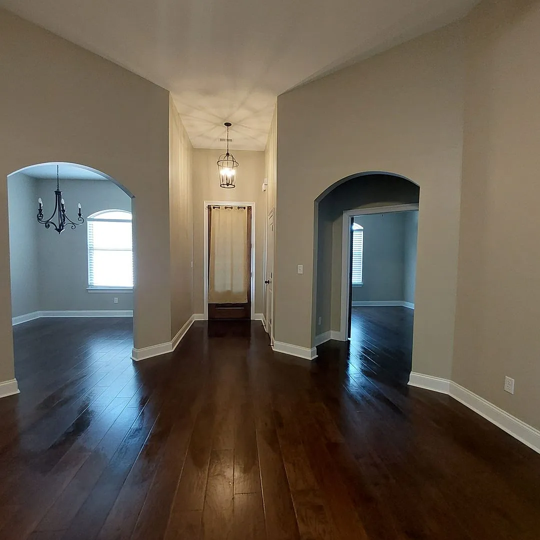 Welcome to 5285 Hurt Rd! — Photo 2