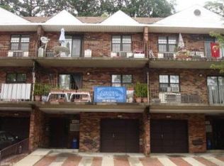 6621 242nd St APT 18C, Douglaston, NY 11362