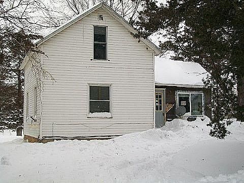 1st image of 604 W Front St
