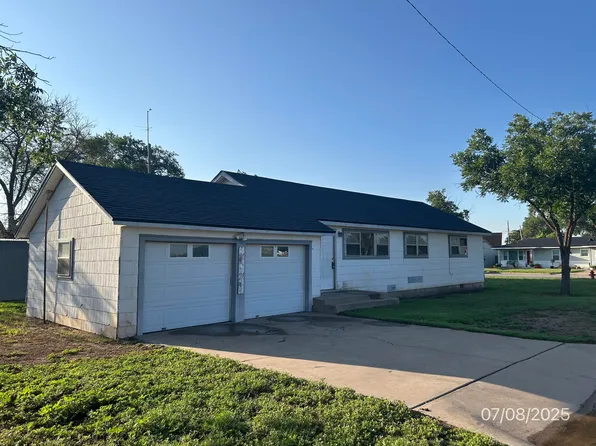 1511 Avenue C, Levelland, TX 79336