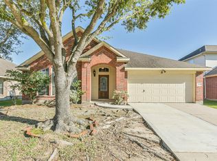 9902 Memorial Crossing Dr, Tomball, TX 77375