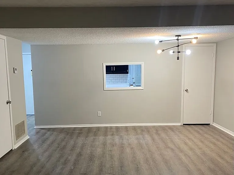 901 Olmstead Dr #33 — Photo 4