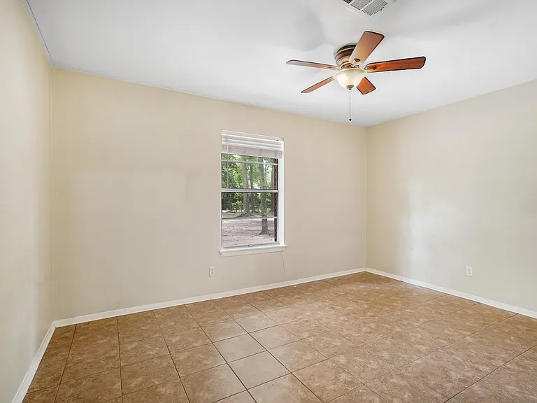 26407 Magnolia Dr — Photo 19