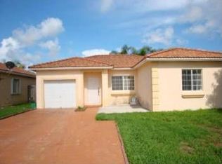 9304 SW 162 Pa, Dadecnty, FL 33196