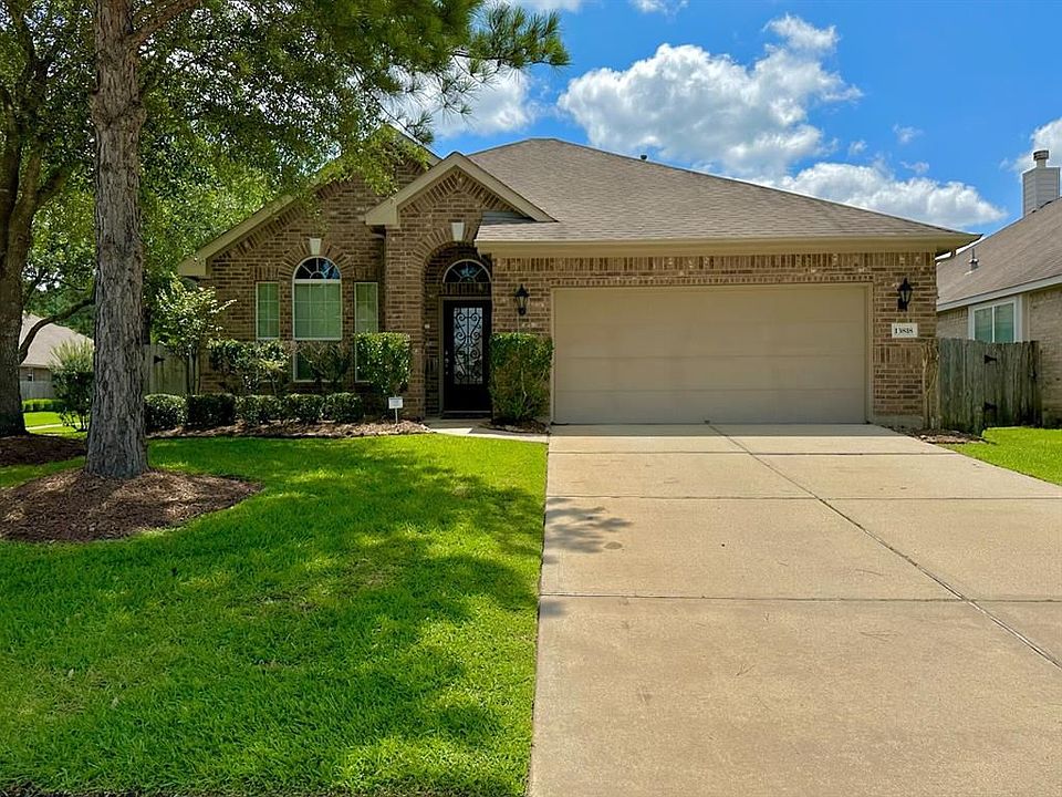 1st image of 13818 McKinney Creek Ln