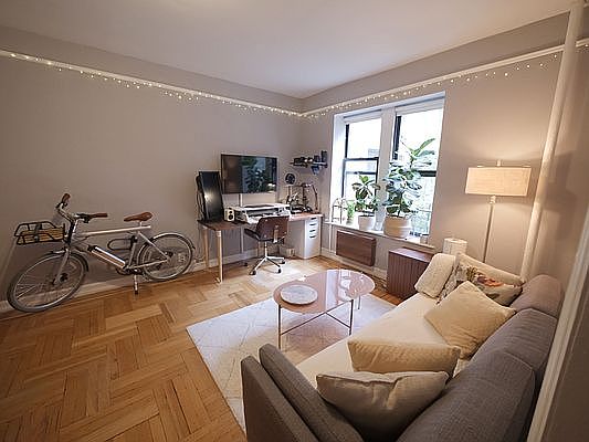 1st image of 815 W 181st St APT 1K