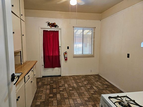4th image of 1309 N Linden Ave