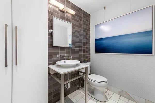 Sold by Compass | media 11