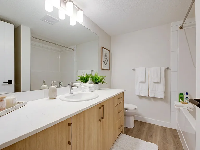 260 S Point Sq SW — Photo 37