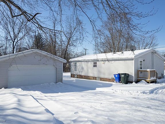 4th image of 6758 Sumner Rd