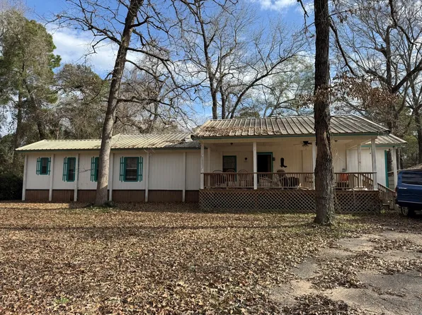 188 N Dogwood St, Trinity, TX 75862