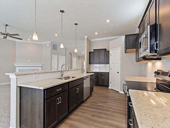 2nd image of 5366 Augusta Dr