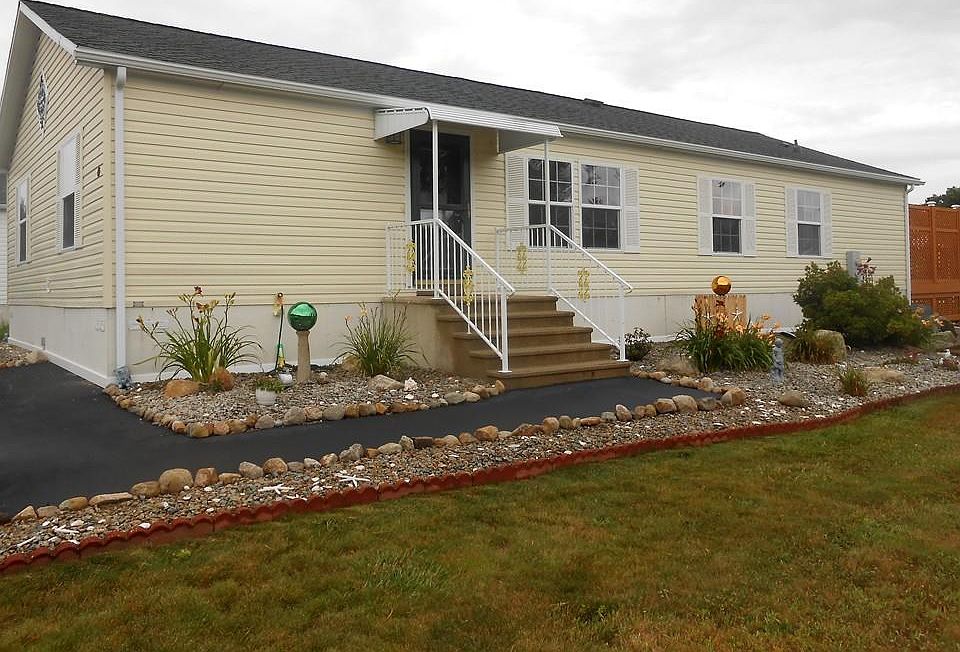 1st image of 49 Blackbird Ct