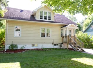 2320 Wilkyns Ave, Duluth, MN 55803