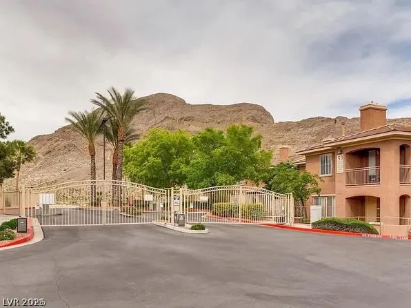 10210 Deerfield Beach Ave Unit 101, Las Vegas, NV 89129