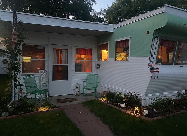 1st image of 12922 Birch Ln #33