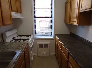 141-20 Hoover Ave #621, Jamaica, NY 11435