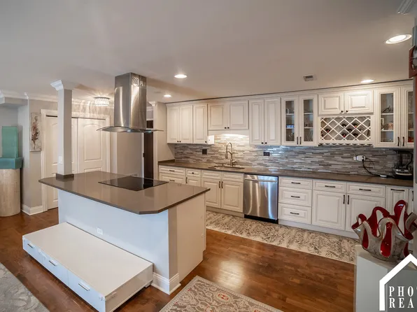 (undisclosed Address), Mount Prospect, IL 60056