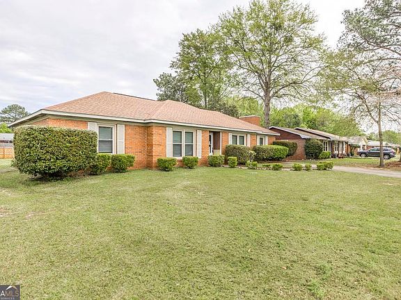 5th image of 112 Prairie Blvd