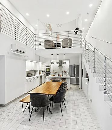 5th image of 22 E 81st St #Gd