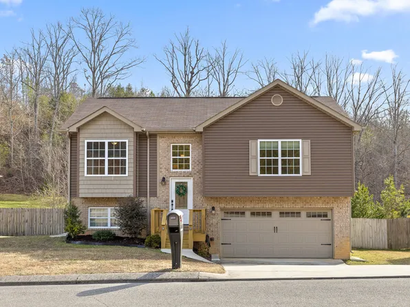 1638 Short Leaf Ln, Soddy Daisy, TN 37379