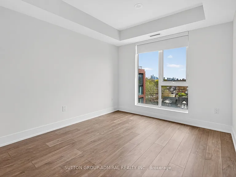 858 Dupont St #534 — Photo 14