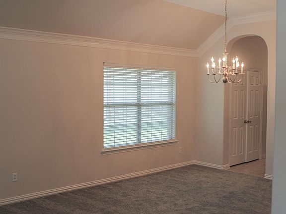 2nd image of 6304 Laurel Oak Ln