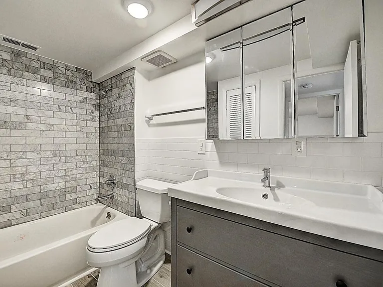 2895 Ames St #2 — Photo 1