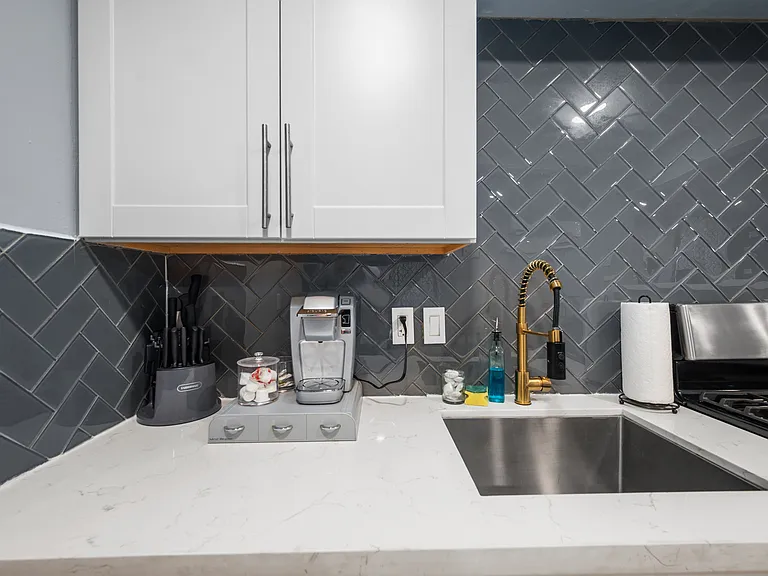 3611 Graustark St #7 — Photo 18