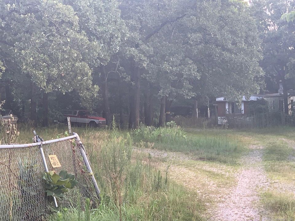 2nd image of 367870 E 5440th Rd