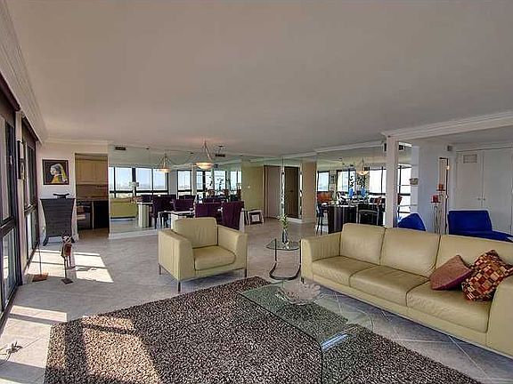 4th image of 3301 Bayshore Blvd Unit 2203