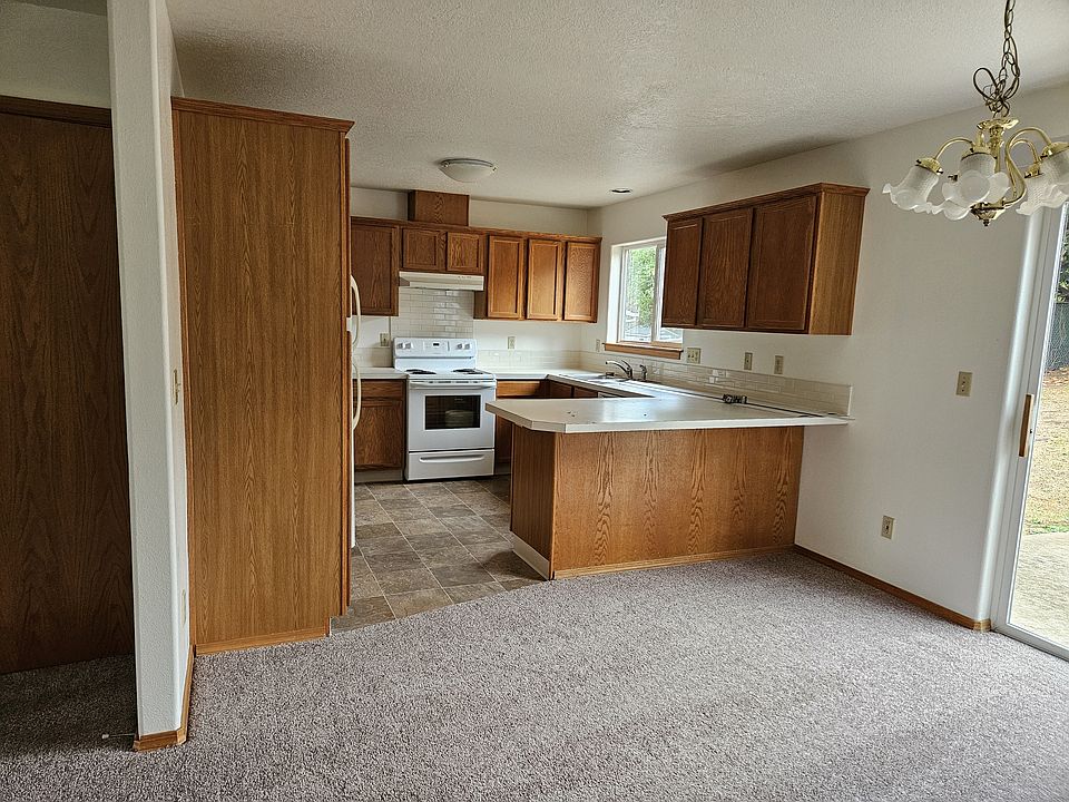2nd image of 12825 SE 26th Ave