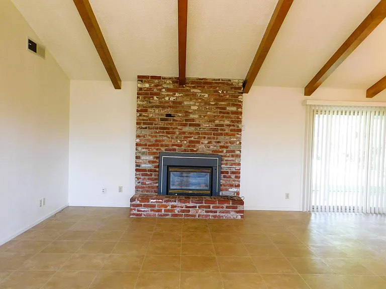 9214 E Belmont Ave — Photo 4