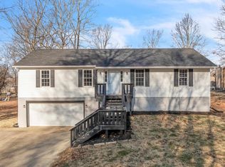 3892 Ridgelane Dr, Henderson, KY 42420