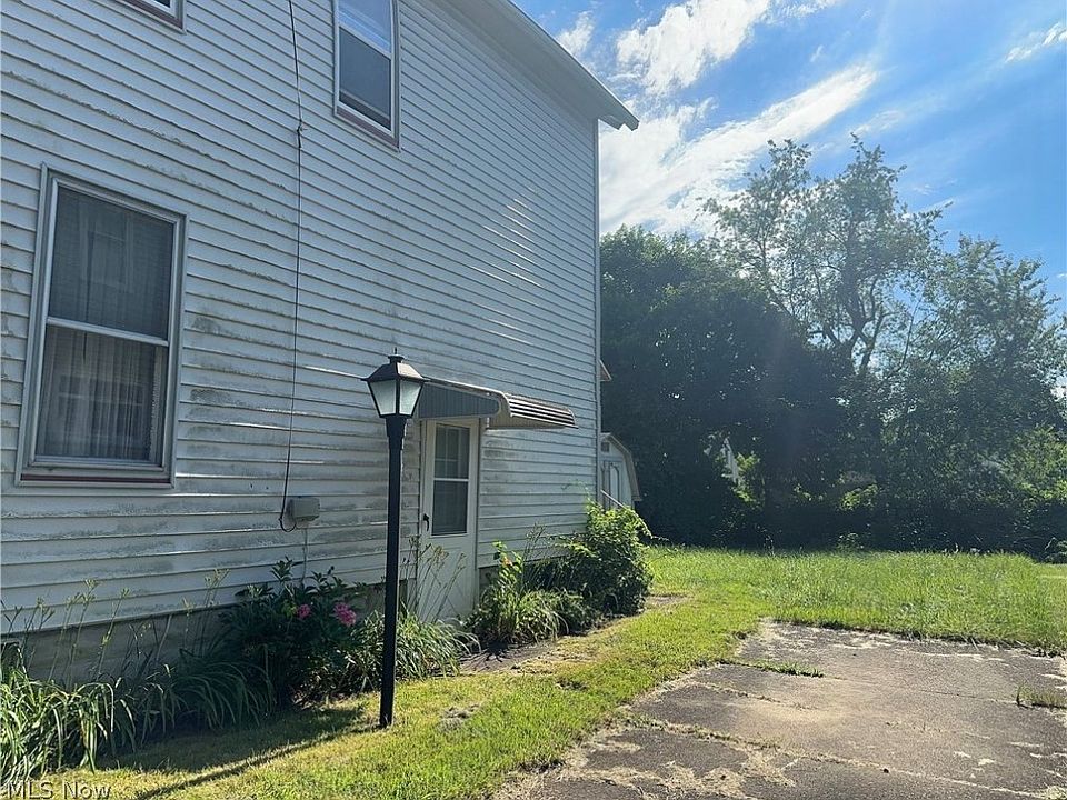 2nd image of 120 Park Heights Ave