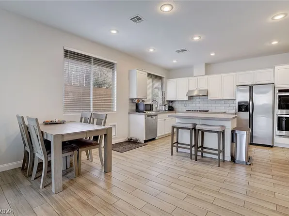 608 Jade Cliffs Ln, Las Vegas, NV 89144