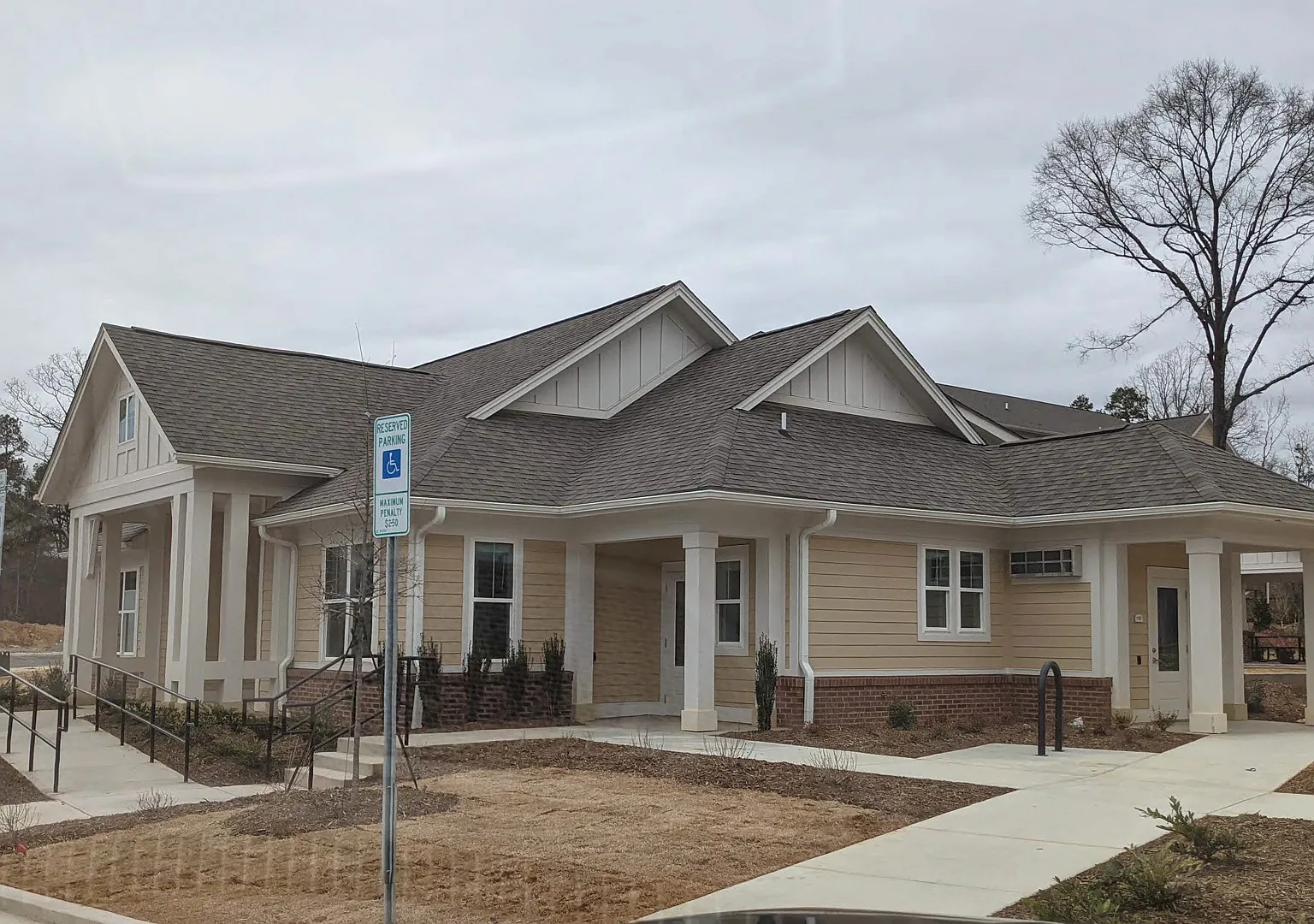 Rosewood Commons — Photo 3